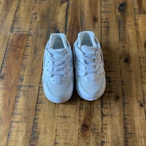 Nike toddler sneakers